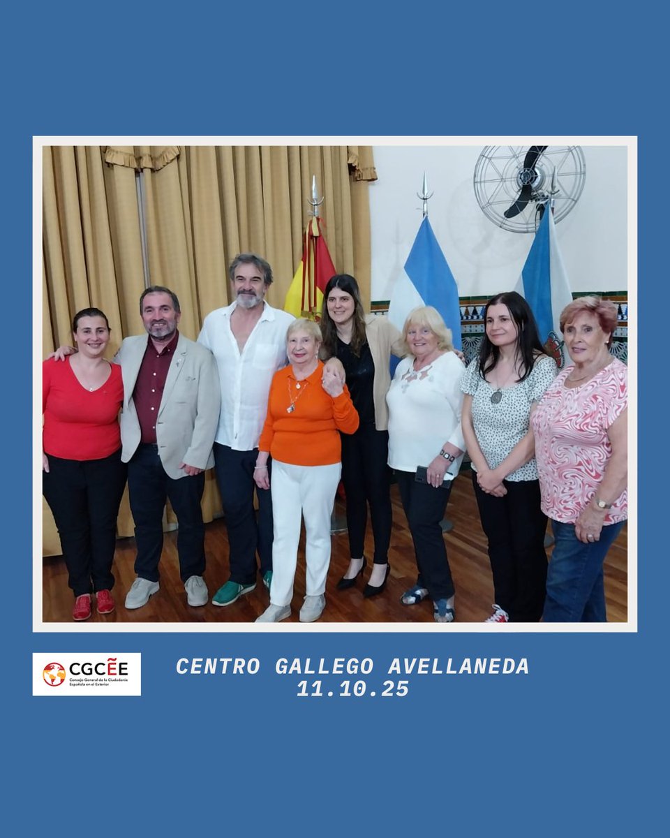 La presidenta del CGCEE, Violeta Alonso, asistió a la función “Galego” en el Centro Gallego Avellaneda, Argentina.
Firmó el libro de honor junto a Fidel Lema, Presidente de la institución y conversaron sobre colectividad y asociacionismo con la Consejera Gral y la Directiva.