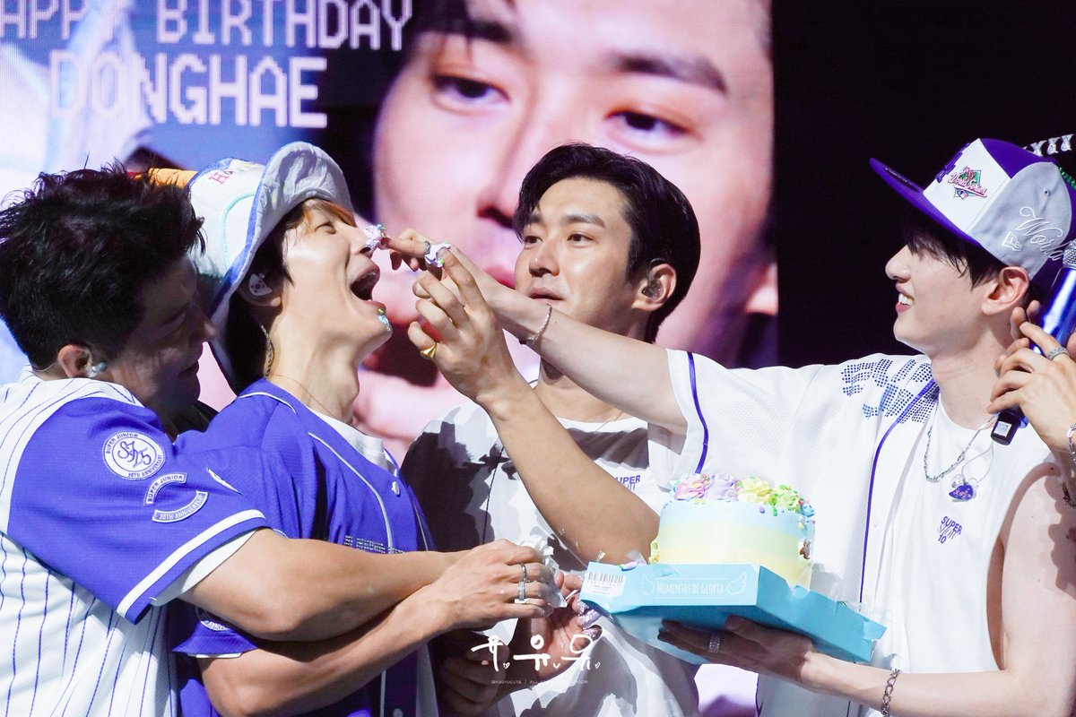 Gyugyucute (@gyugyucute0928) on Twitter photo 251014 ์ํผ์ผ10 ๋ชฌํ
๋ ์ด
์นํ ์น๊ตฌ๊ฐ ๊ณ์ ์๊ณ
์ฌ๋ํ ์ฌ๋๋ค์ด ๊ฑด๋ํธ์์๐
์ค๋๋ ์์ฃผ ์ ์ผ ์ข์ํด๐ซถ๐ป
์์ผ ์ถํํด์ฉ๐
#SUPERJUNIOR
#LEETEUK #์ดํน
#HEECHUL #ํฌ์ฒ
#YESUNG #์์ฑ
#SHINDONG #์ ๋
#EUNHYUK #์ํ
#DONGHAE #๋ํด
#SIWON #์์
#RYEOWOOK #๋ ค์ฑ
#KYUHYUN #๊ทํ 251014 ์ํผ์ผ10 ๋ชฌํ
๋ ์ด
์นํ ์น๊ตฌ๊ฐ ๊ณ์ ์๊ณ
์ฌ๋ํ ์ฌ๋๋ค์ด ๊ฑด๋ํธ์์๐
์ค๋๋ ์์ฃผ ์ ์ผ ์ข์ํด๐ซถ๐ป
์์ผ ์ถํํด์ฉ๐
#SUPERJUNIOR
#LEETEUK #์ดํน
#HEECHUL #ํฌ์ฒ
#YESUNG #์์ฑ
#SHINDONG #์ ๋
#EUNHYUK #์ํ
#DONGHAE #๋ํด
#SIWON #์์
#RYEOWOOK #๋ ค์ฑ
#KYUHYUN #๊ทํ