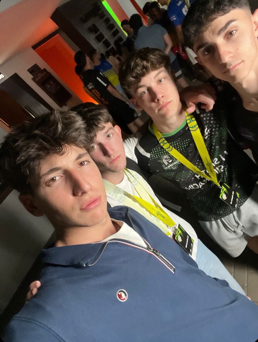 Héctor Clemente tweet media