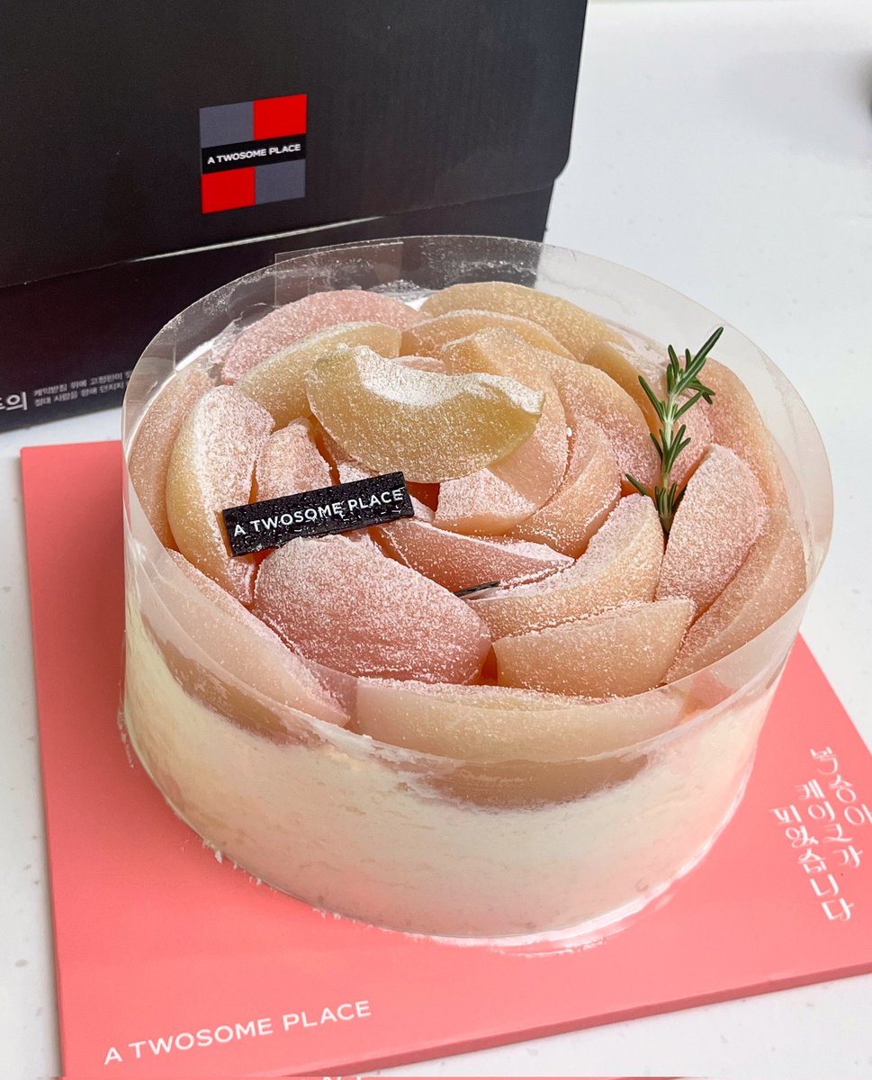 복숭아 향수보다 복숭아 케이크가 더 좋음