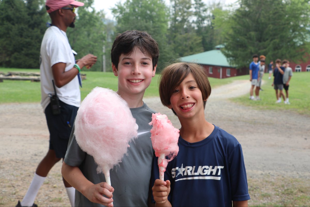 Breakfast, snack or late night, there's nothing better than a sweet treat at Starlight! #NationalDessertDay