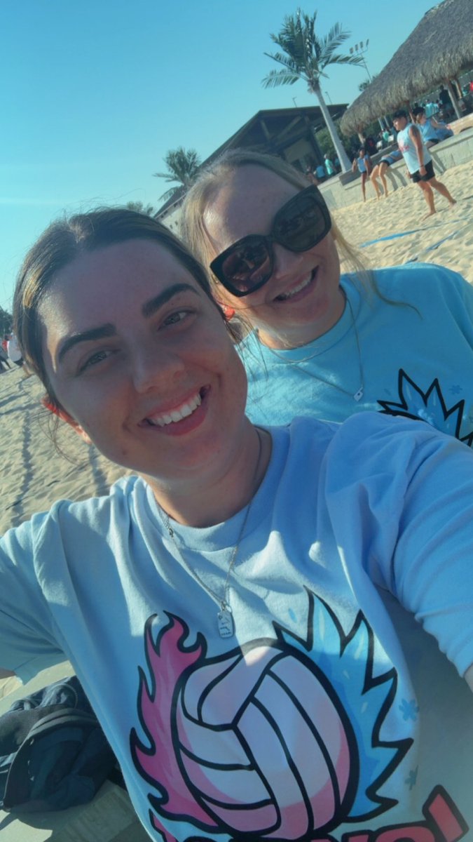 Volleyball was a fun time with Chili’s Palestine! These guys always make me so proud! Making memories with the team and spending time with my manager besties! #ChilisLove #LikeNoPlaceElse 🌶️💖