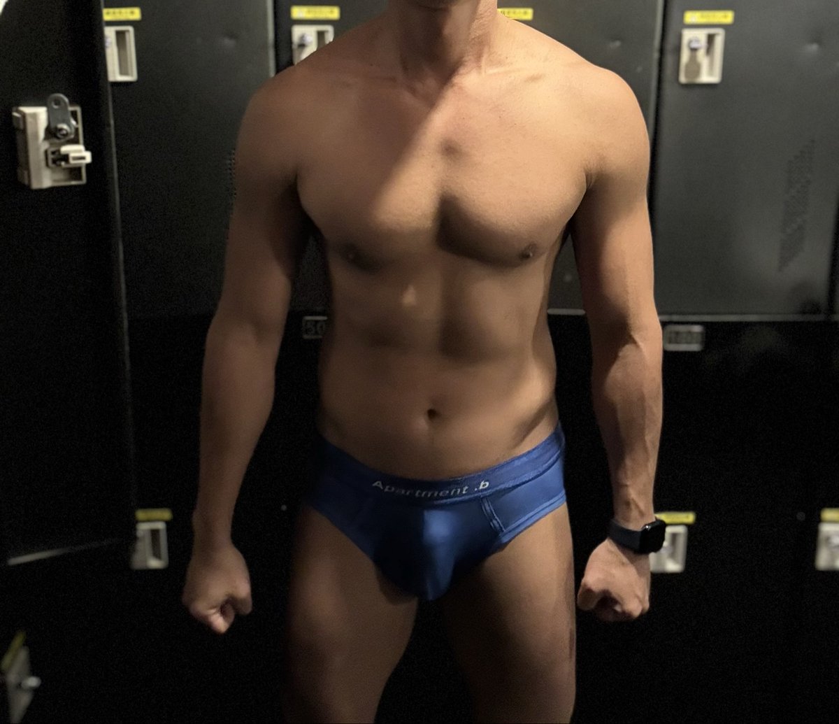 🥵🥵
一直發情想被插