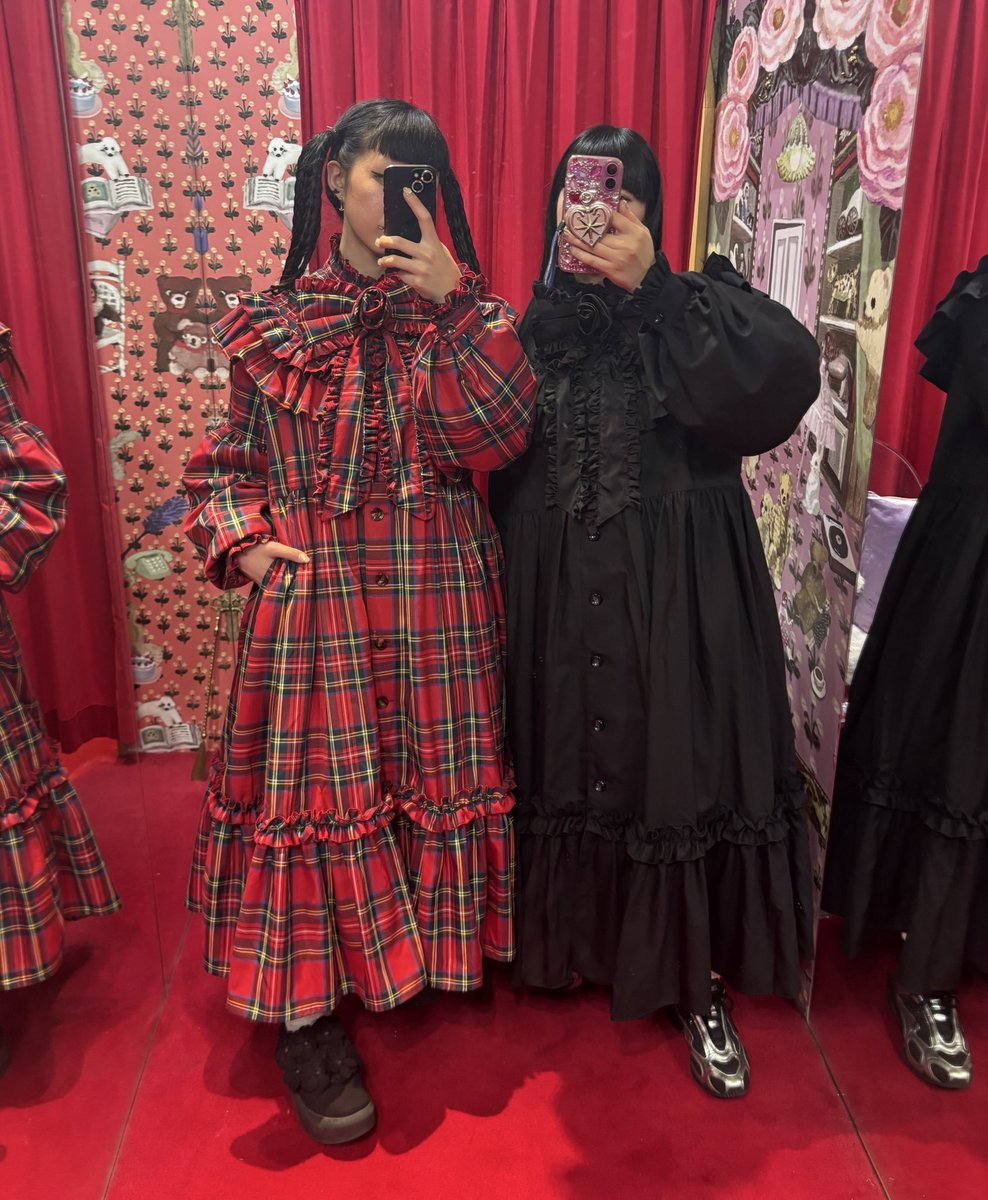 未開封heiheiヘイヘイ吊りリボンスカートレッド赤 未開封heihei