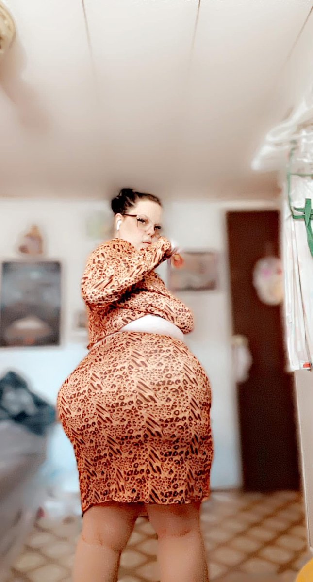 Morticia Addams ᥫ᭡ tweet media