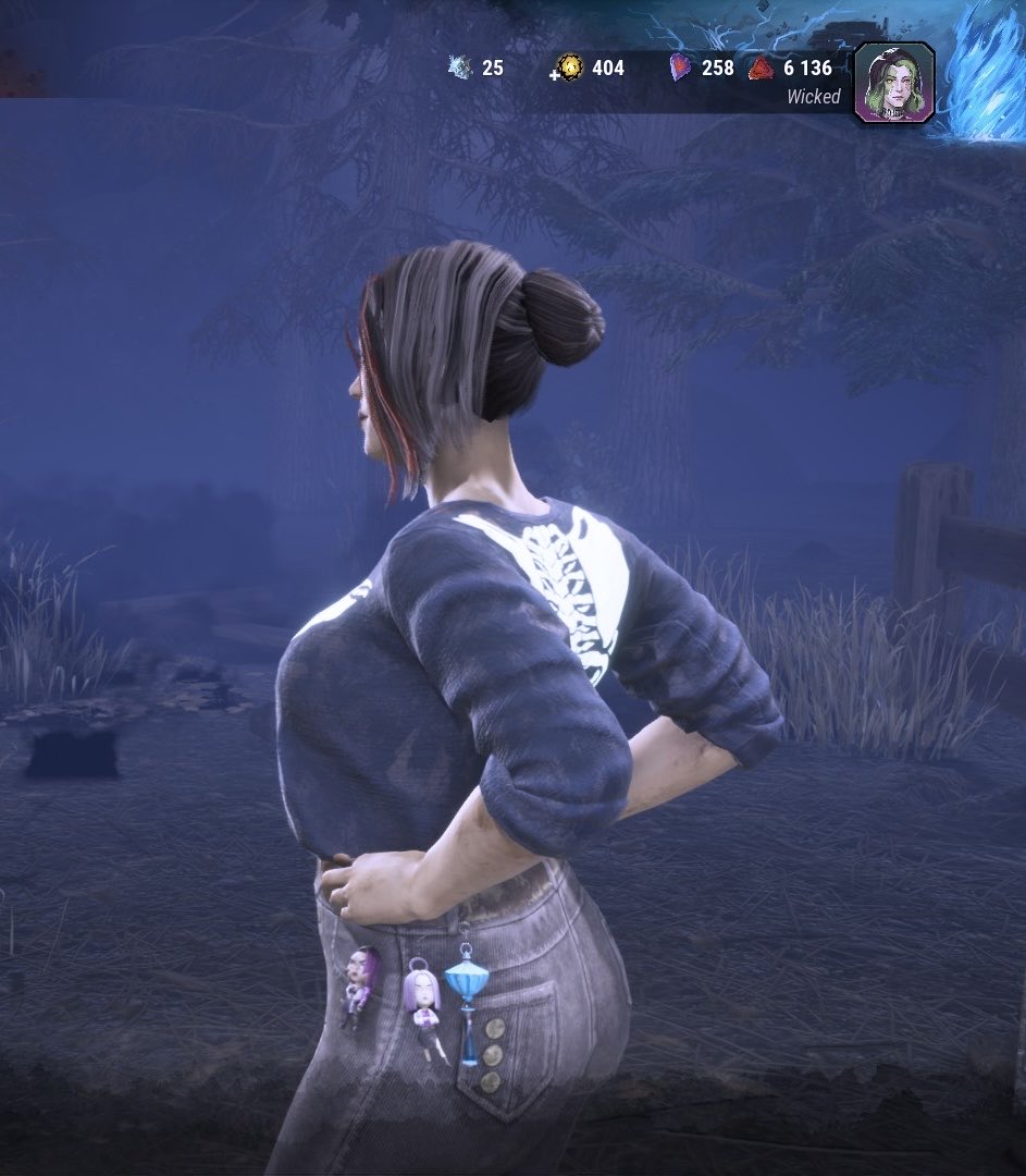 As a Jane main I believe it is my duty to talk about how awful this ASCENDED hair piece is. It’s literally just a weird combover bang slapped on top of her default with a little side piece on the other side. It’s lazy and looks horrible and an injustice to Jane Romero.