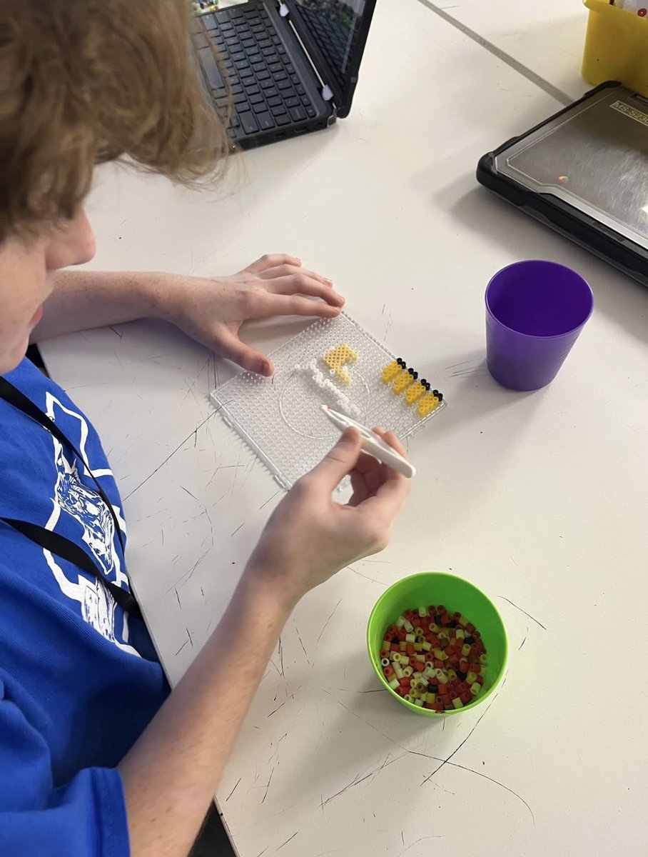 MapleCrestSTEM's tweet image. For Ms. Nicoson’s rotation, students dove into the evolution of video game graphics &amp;amp; explored the history &amp;amp; impact of pixel art in both games &amp;amp; movies. To bring it to life, students made Perler Bead art since the beads mimic the look of pixels. Tech, art, &amp;amp; a bit of nostalgia!