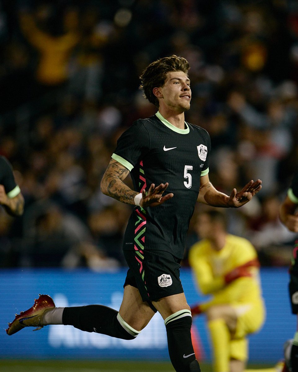 Socceroos's tweet image. Bish bash Bos 🔥

#Socceroos #USAvAUS #ForeverGolden