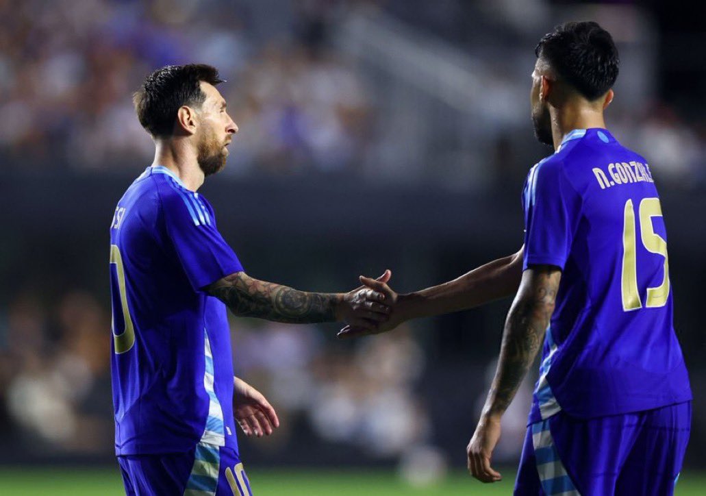 FT: 🇦🇷Argentina 6-0 Puerto Rico 🇵🇷 

Every Team should be scared cus Argentina is definitely gonna be a tough opponent. And Aaother masterclass from Messi. Two more assists to reach 400 career assists 🐐