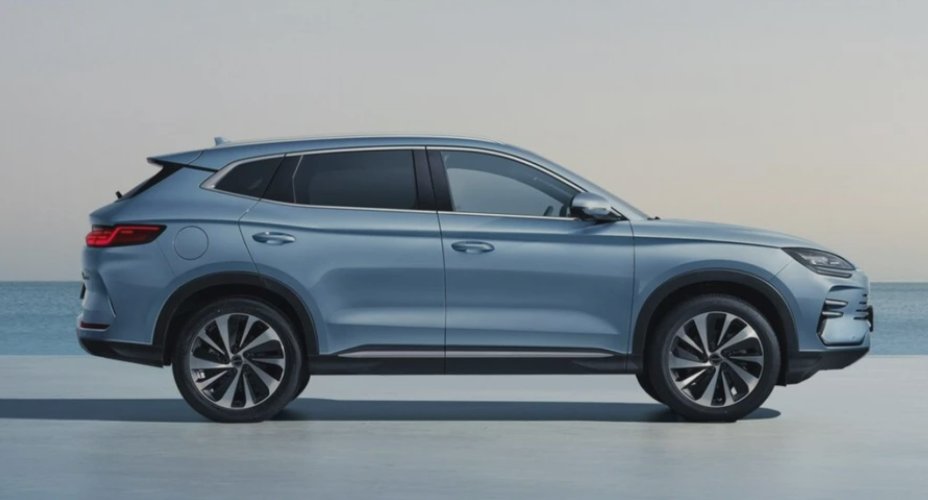 tucba's tweet photo. El híbrido chino que multiplicó sus ventas por 10 en el mes de setiembre del corriente año y superó a Renault y Land Rover en Reino Unido. Sin bloquear, sin sancionar y sin tirar un solo tiro... https://t.co/PkfV5EOnZp