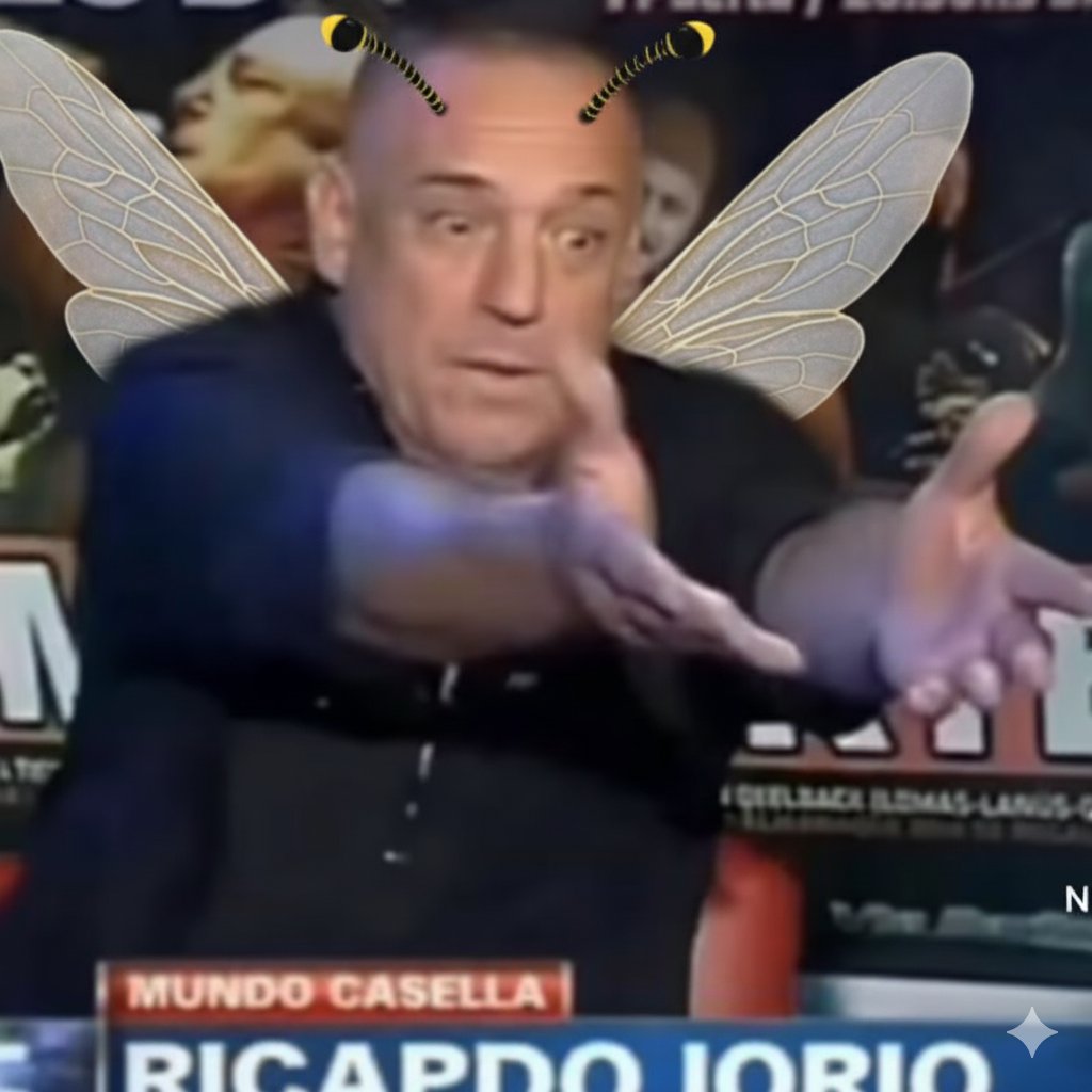 uno no puede salir con un abdomen asi y decir "las larvas no tienen que comer" te lo comiste vos gordo