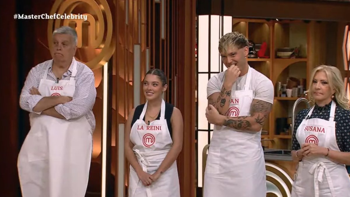 El primer grupo que te haces en la facultad  #MasterChefCelebrity