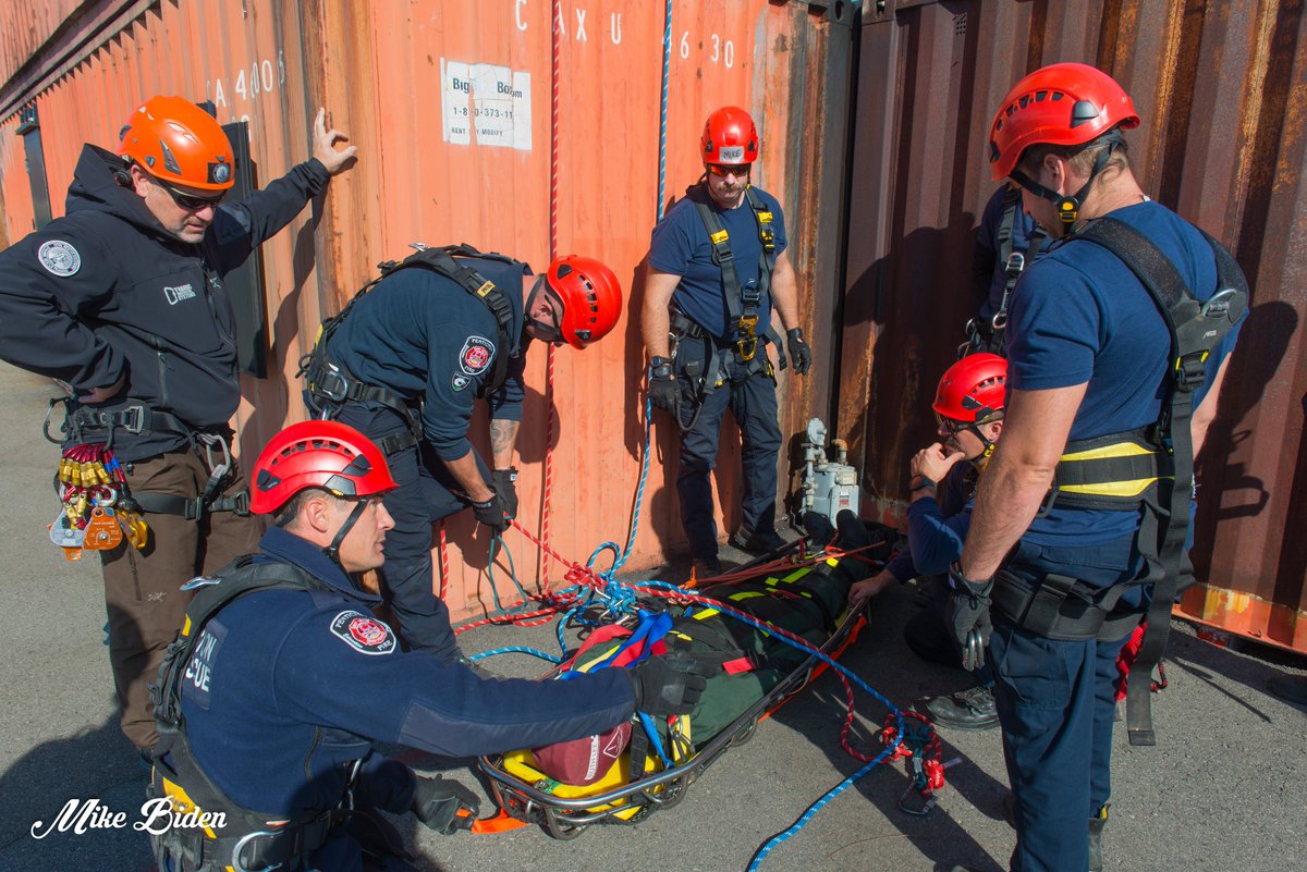 Penticton Fire Photographer - Mike Biden tweet media