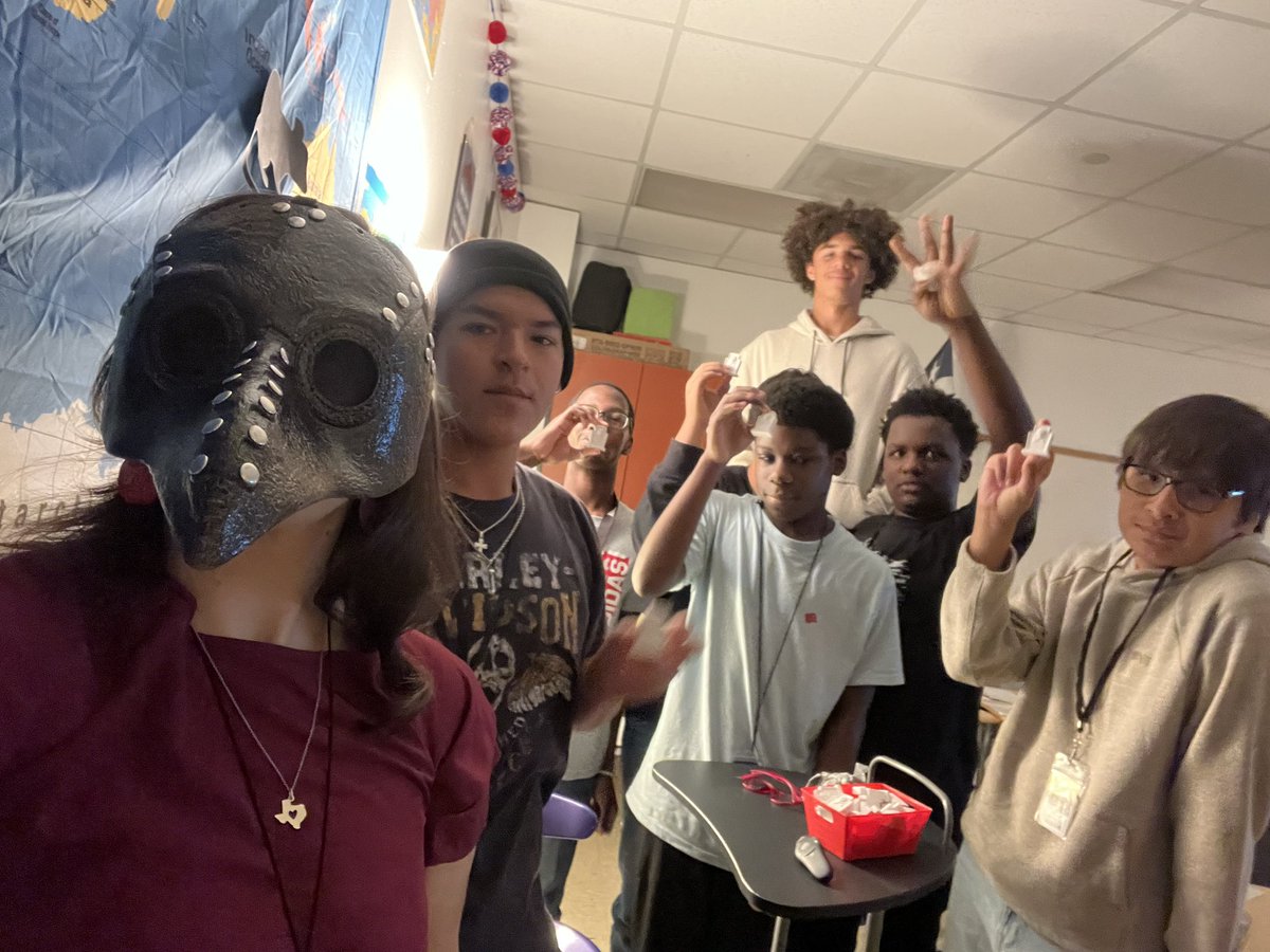 AP Human Geography <a href="/Terry_Rangers/">Terry High School - Lamar CISD</a> learned about types of diffusion today and of course the perfect diffusion lesson with a twist of history is the Black Plague! Students played different roles and made decisions to learn their fate.