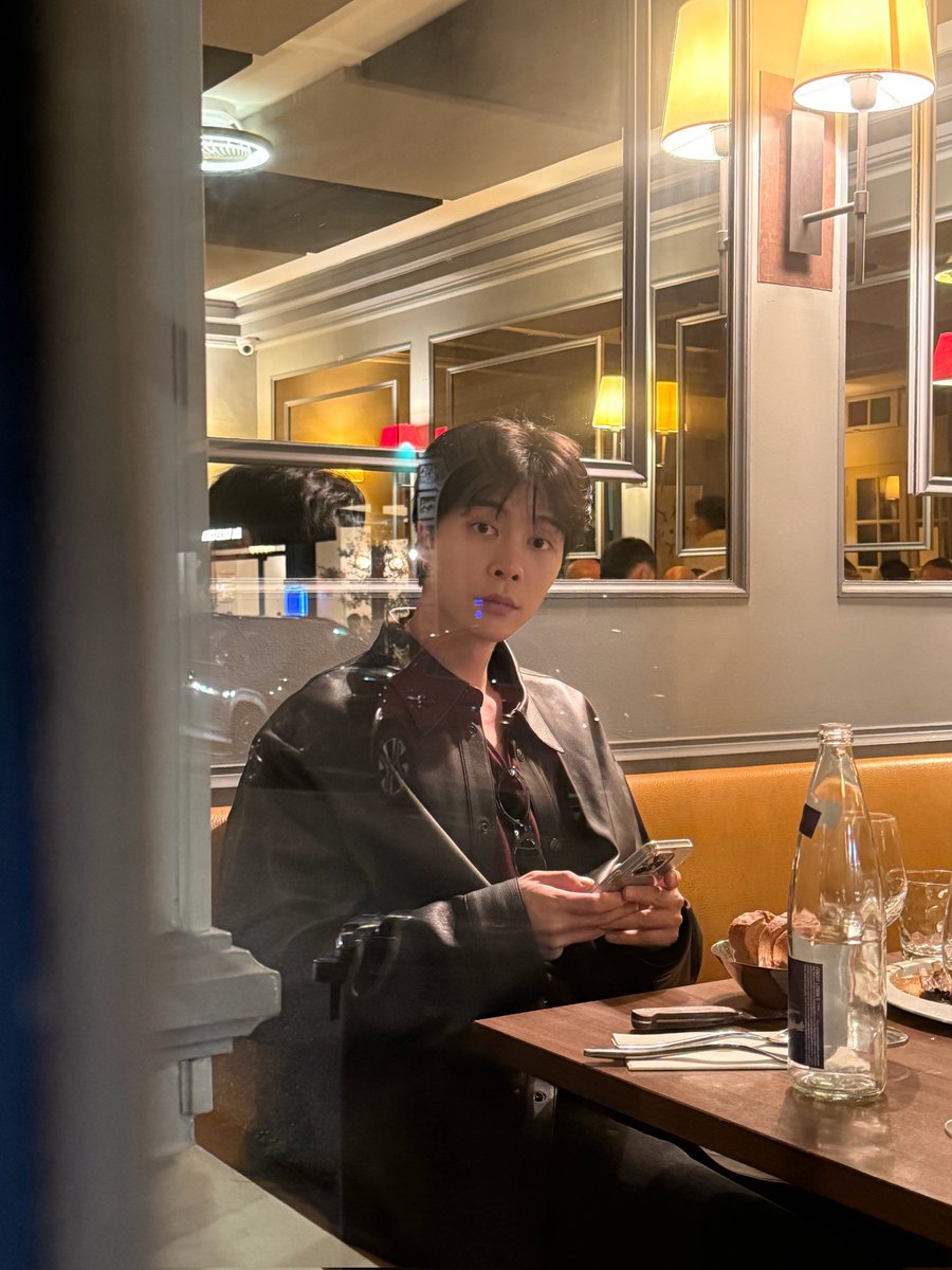 myminorlife's tweet photo. 묘하게 밍숭맹숭한게 김더영 같음
사랑하면 닮는다더니 https://t.co/jF9HtuknPb