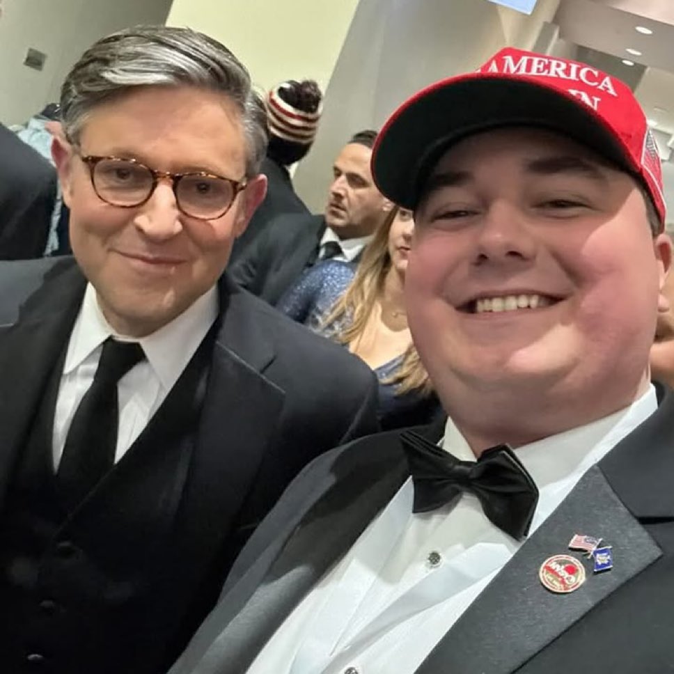 WUTangKids's tweet image. Here is @MikeJohnson taking selfies with Bobby Walker….the one that texted "rape is epic" in the Young Republicans group chat