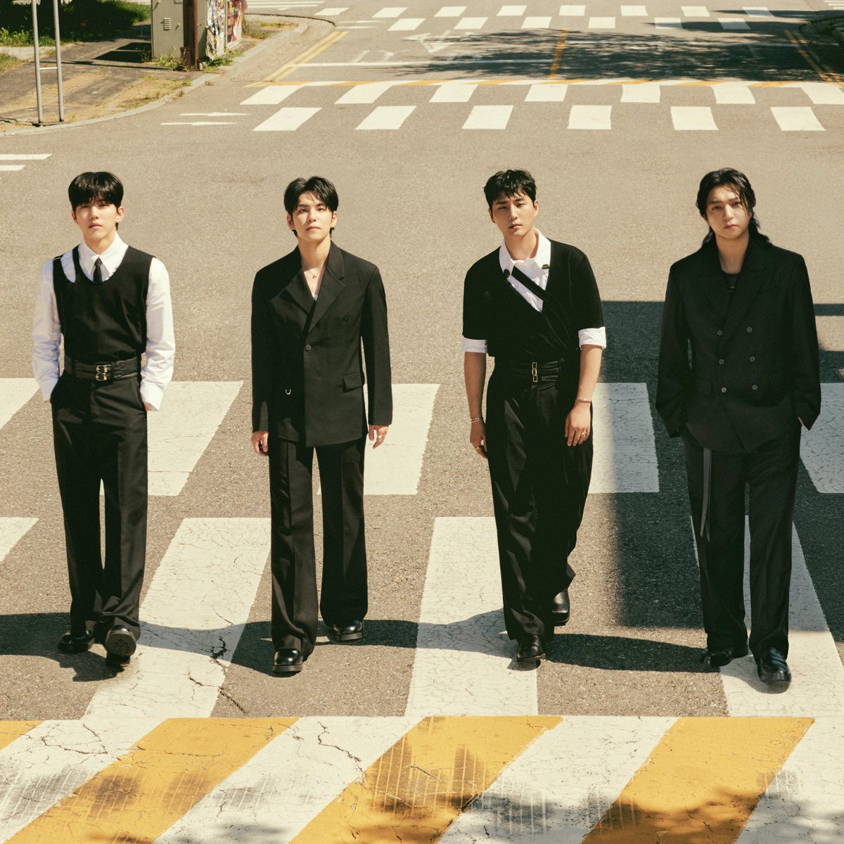 🇰🇷 Best-selling Groups Debuted in 2015 (until September 30th, 2025)

1. #SEVENTEEN — 44,294,171 copies
2. #TWICE — 14,632,257 copies
3. #MONSTA_X — 4,450,513 copies
4. #DAY6 — 1,327,873 copies
5. #GFRIEND — 1,018,296 copies
6. #iKON — 868,568 copies
7. #UP10TION — 746,582 copies