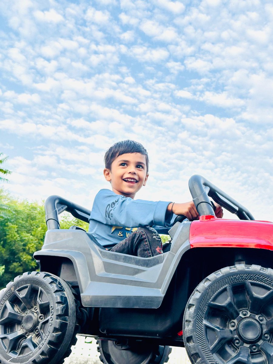 Mahaveergurjar_'s tweet photo. 🎂✨ Happy Birthday to my lovely son Parth!
Your smile is the biggest happiness of our life ❤️
May God bless you with endless joy, good health, and success always 🙏💫 https://t.co/Mpib8ID2pG