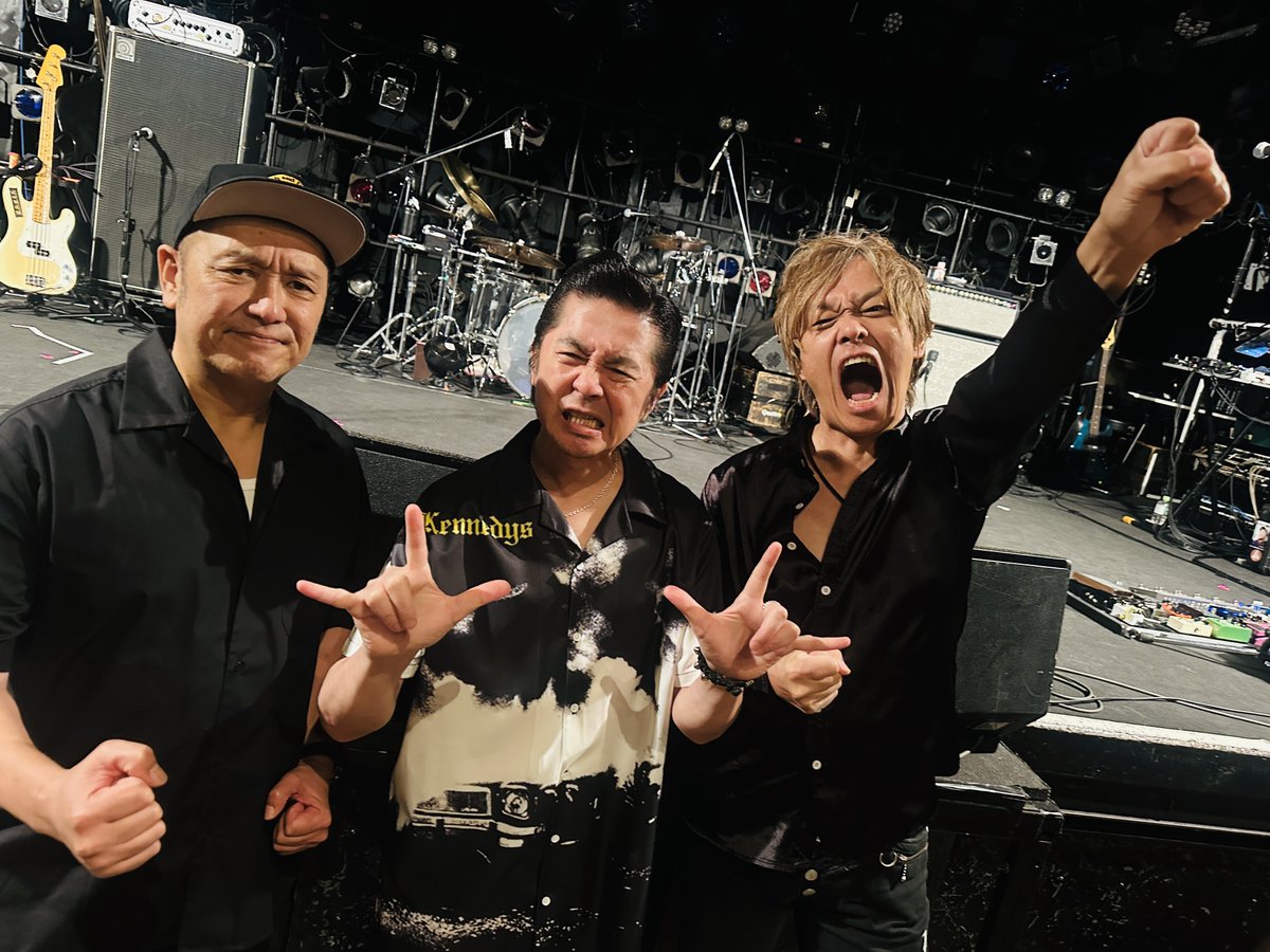 #エリア1020TOUR 今月末より中盤戦！
チケット発売中！

10/29(水)千葉LOOK ＜完売＞
11/1(土)高松DIME
11/3(月/祝)福岡LIVEHOUSE CB
11/5(水)四日市CLUB CHAOS ＜完売＞
11/8(土)新潟GOLDEN PIGS BLACK ＜残りわずか＞
11/9(日)高崎Club JAMMER'S
11/23(日)仙台Rensa ＜指定席完売＞
