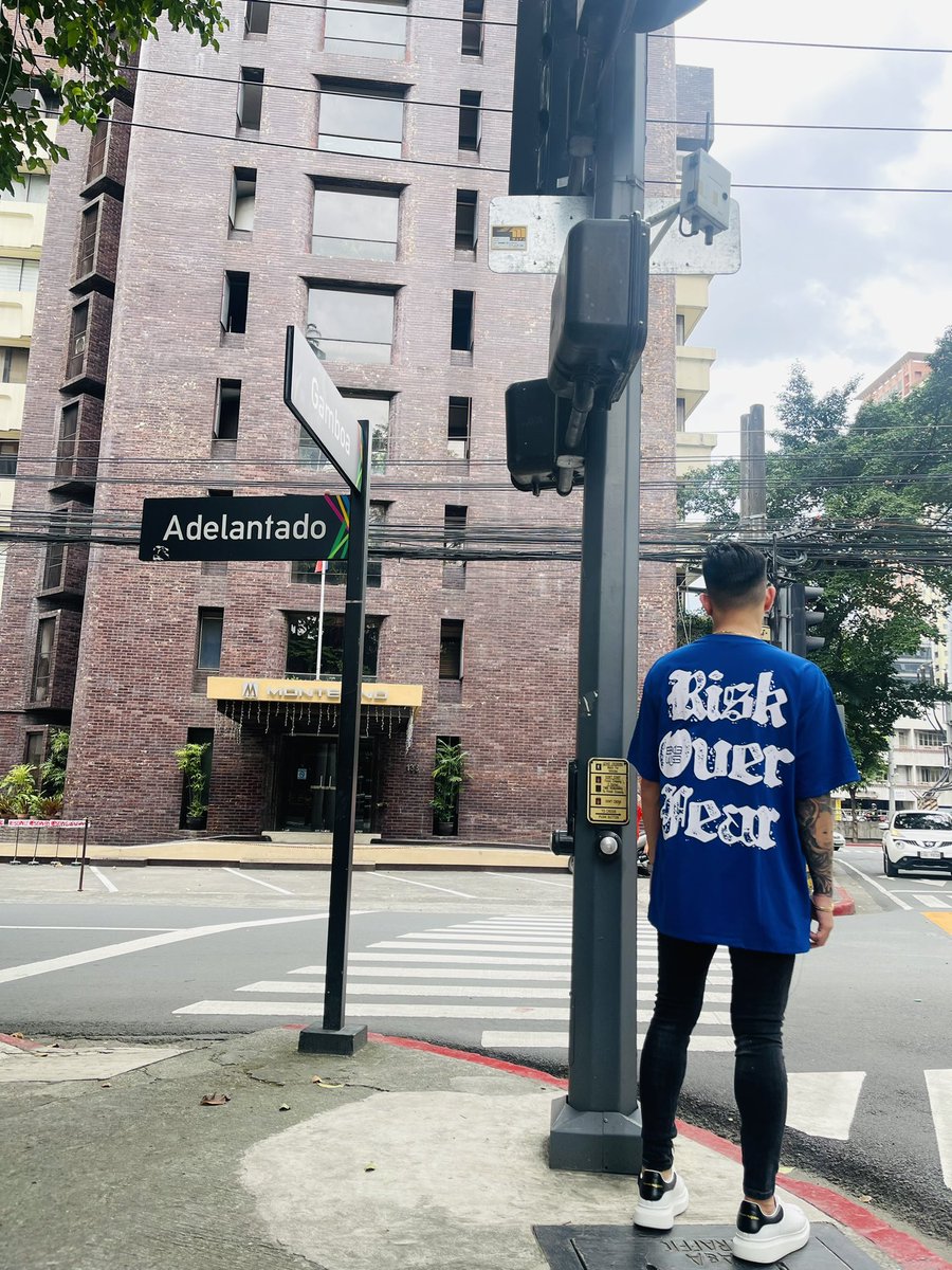 Calvingab18's tweet photo. RISK , OVER , FEAR 💙 https://t.co/HZaXwsaCoz