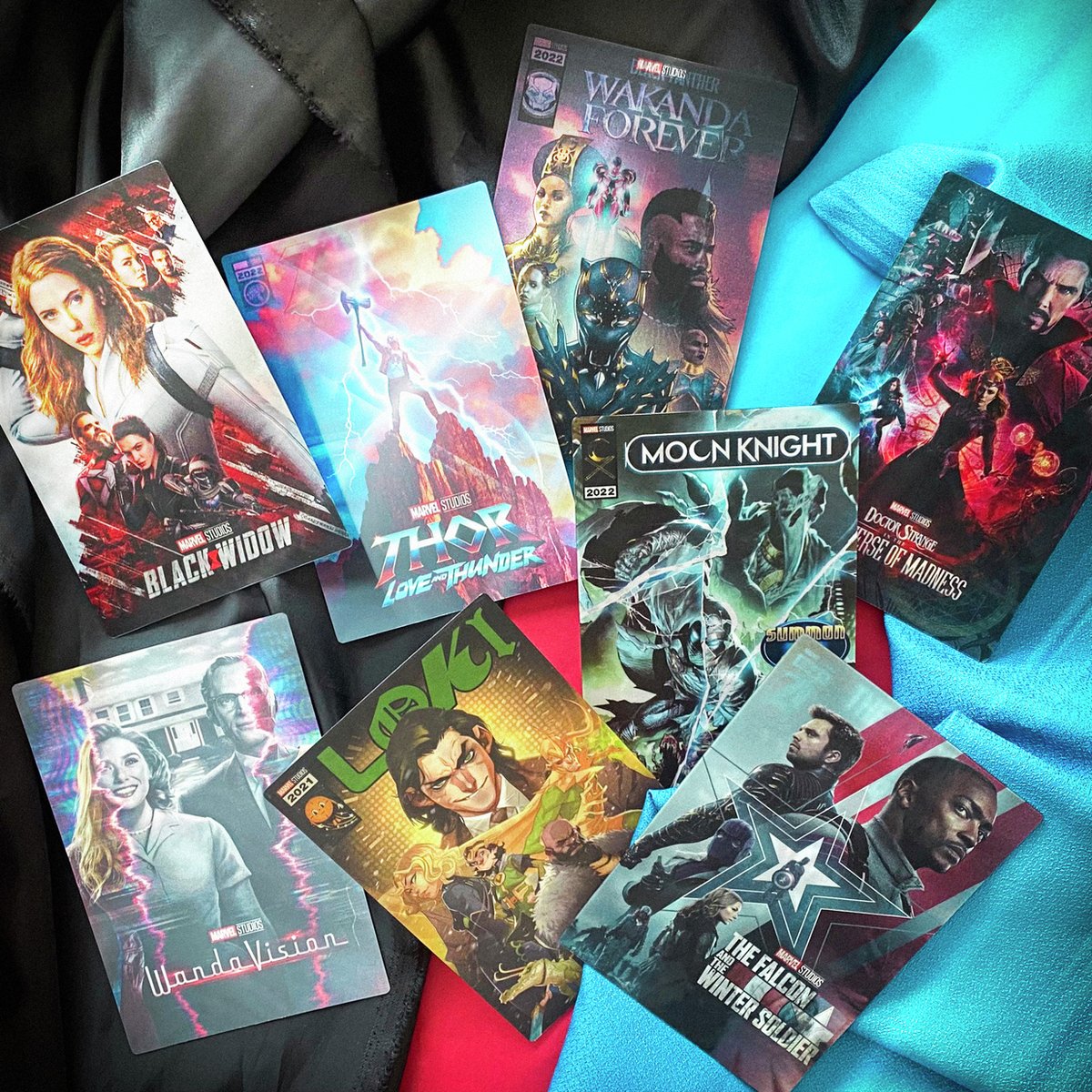 MARVELポストカード35種類＋MARVELバッチ 楽天市場】マーベル キャプテンマーベル ホログラムポストカード