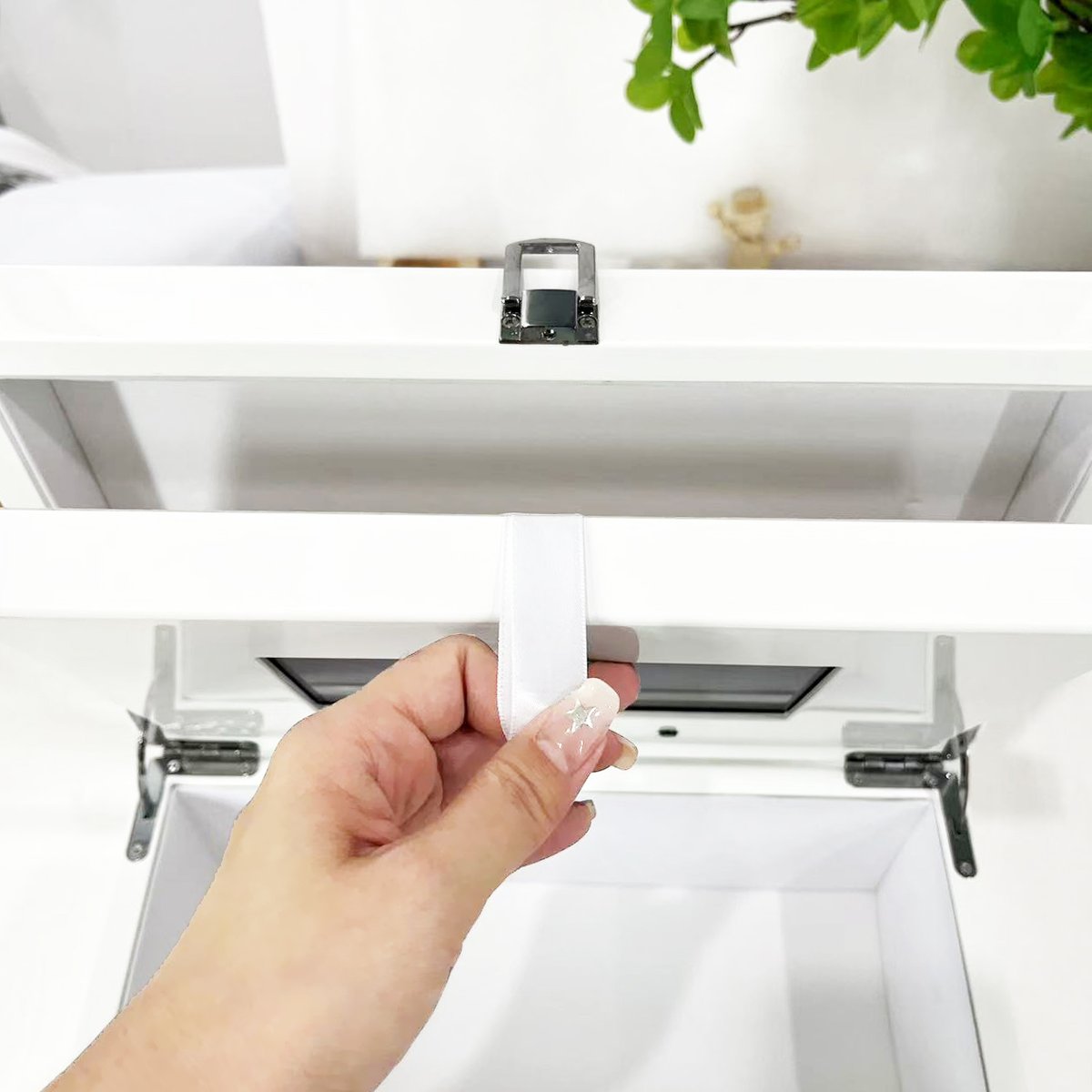 shinyltd's tweet image. ✨ New Arrival
Introducing SHINY’s latest Video Box + Digital Frame combo — elegant, functional &amp;amp; eco-friendly.
 Dual-use design
 Glossy white finish
 Sustainable materials
🎬 Detachable &amp;amp; practical
Make your brand shine brighter with SHINY!
#VideoBox #DigitalFrame #Heshengcards