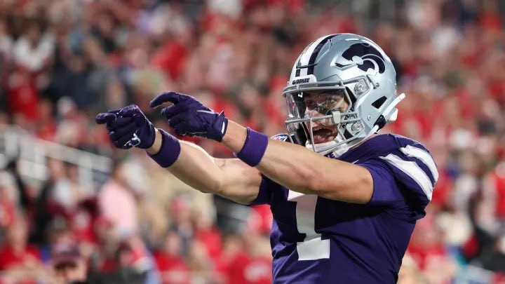Khamill Pruitt (@khampruitt) on Twitter photo After a great conversation with <a href="/Coach_Middleton/">Matthew Middleton</a> , I am blessed to receive an 🅾️ffer from <a href="/KStateFB/">K-State Football</a> !!!
<a href="/CoachSkinz/">Billy Skinner</a> <a href="/CoachMonyeMax/">Coach Ngozi Max Onyegbule 🇳🇬🇺🇸</a>
<a href="/adamgorney/">Adam Gorney</a> <a href="/MikeRoach247/">Mike Roach</a> <a href="/DemetricDWarren/">Demetric D. Warren</a> <a href="/Jason_Howell/">Jason Howell</a> <a href="/SWiltfong_/">Steve Wiltfong</a> <a href="/LHS_Recruit_APT/">LAMAR VIKING RECRUIT/APT</a> After a great conversation with <a href="/Coach_Middleton/">Matthew Middleton</a> , I am blessed to receive an 🅾️ffer from <a href="/KStateFB/">K-State Football</a> !!!
<a href="/CoachSkinz/">Billy Skinner</a> <a href="/CoachMonyeMax/">Coach Ngozi Max Onyegbule 🇳🇬🇺🇸</a>
<a href="/adamgorney/">Adam Gorney</a> <a href="/MikeRoach247/">Mike Roach</a> <a href="/DemetricDWarren/">Demetric D. Warren</a> <a href="/Jason_Howell/">Jason Howell</a> <a href="/SWiltfong_/">Steve Wiltfong</a> <a href="/LHS_Recruit_APT/">LAMAR VIKING RECRUIT/APT</a>