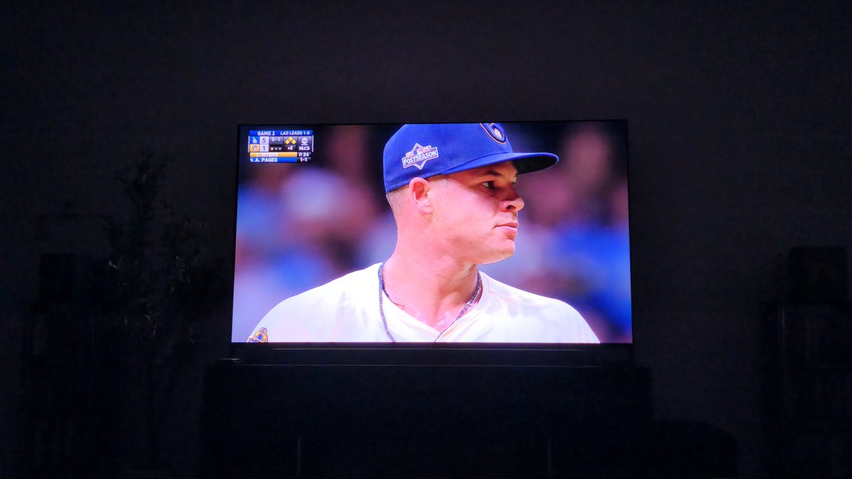 _sparkzz's tweet image. Another average Brewers post season. It sucks seeing them come this far just to forget the fundamentals of offense and defense. We had a good run, but it&apos;s over. The momentum is dead in this club.