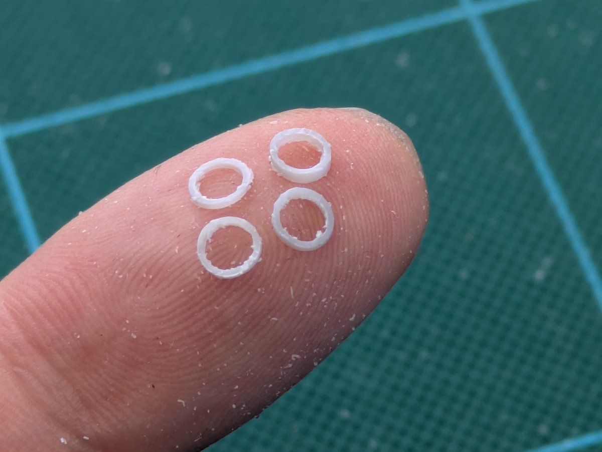 eigertool's tweet image. 【0.1m精密薄刃鋸でプラパイプを薄くスライスするだけの動画！】
皆さまありがとうございます！
新製品の「0.1mm厚精密薄刃鋸」も完成しました！
燕三条の鋸職人さん入魂の逸品！！
東京ホビーショー会場でお披露目販売いたします(^^)