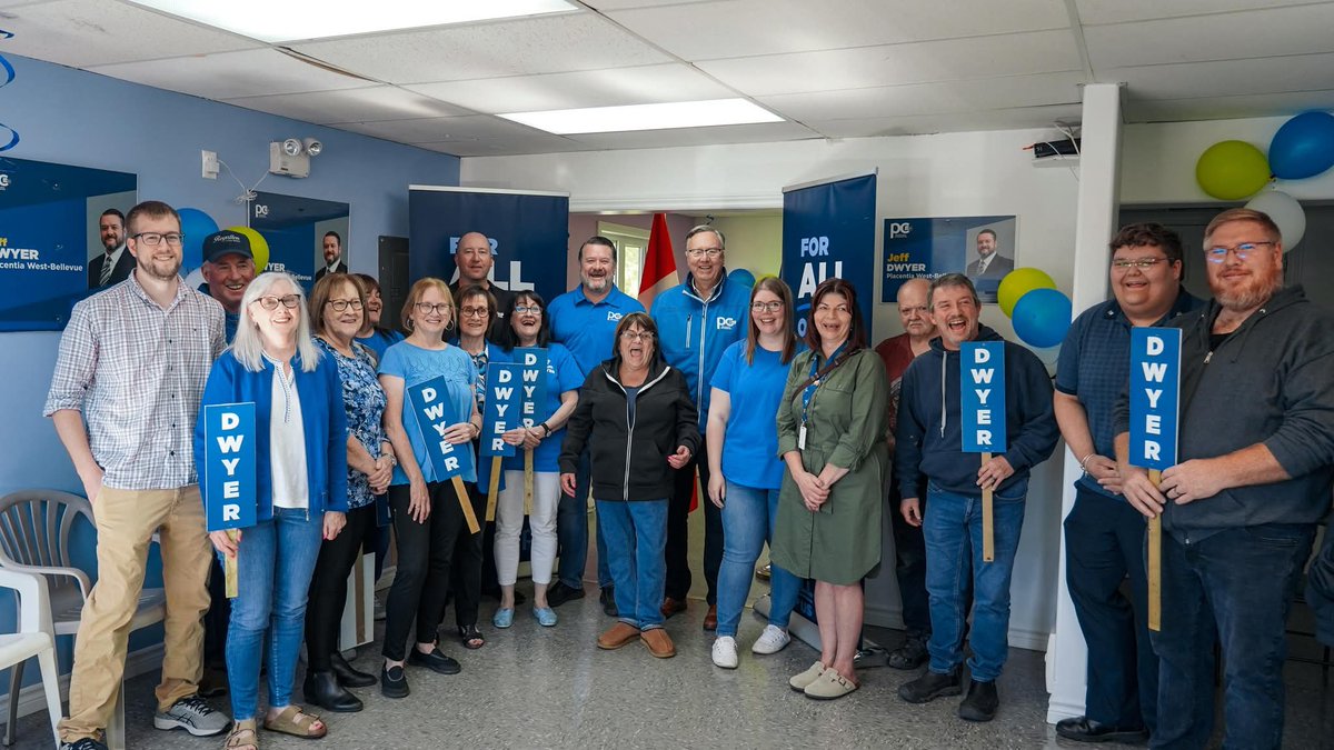 SlaneyDon's tweet image. Congrats @TonyWakehamNL and the @PCPartyNL on winning a Majority government in Newfoundland and Labrador. 

People voted to... 
Stop the MOU.
Stop the Crime.
Stop the Destruction of Rural NL. 

Looking forward to working with the 8 MHAs in Terra Nova - The Peninsulas. 

#nlpoli