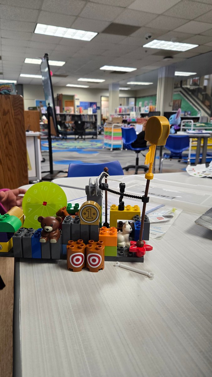 LibraryLipscomb's tweet image. It was blocks storytelling today in the library. Our students created the setting for the stories they wanted to share! Would you like to travel to a floating city or just slide your way into a castle? @lipscomb_lions @DISD_Libraries