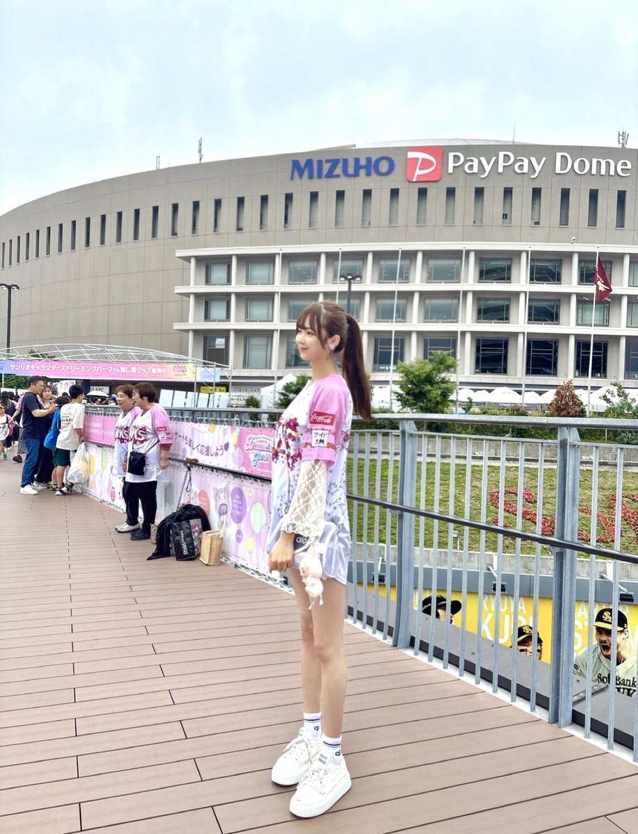 さぁいよいよ！！！始まる！！！🤩

この時期まで大好きな野球を観れること、戦える事に毎年幸せを感じます💭

１年間の思いをのせて
まずは楽しもう！そして勝とうーー！！！🦅❤️‍🔥

#sbhawks
