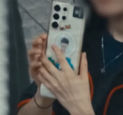 mrsjungchanwoo's tweet photo. just noticed there’s a My Day with YoungK id photo on the back of her phone case

she’s so lucky to able to watch YoungK’s performance for GongK Project PRANK🥹 https://t.co/m051FZEM29
