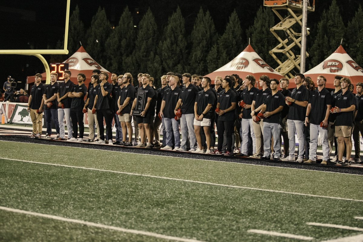 CUSA Champions recognition 🏆

Thank you <a href="/WKUFootball/">WKU Football</a> 🤝

#GoTops | <a href="/ConferenceUSA/">Conference USA</a>