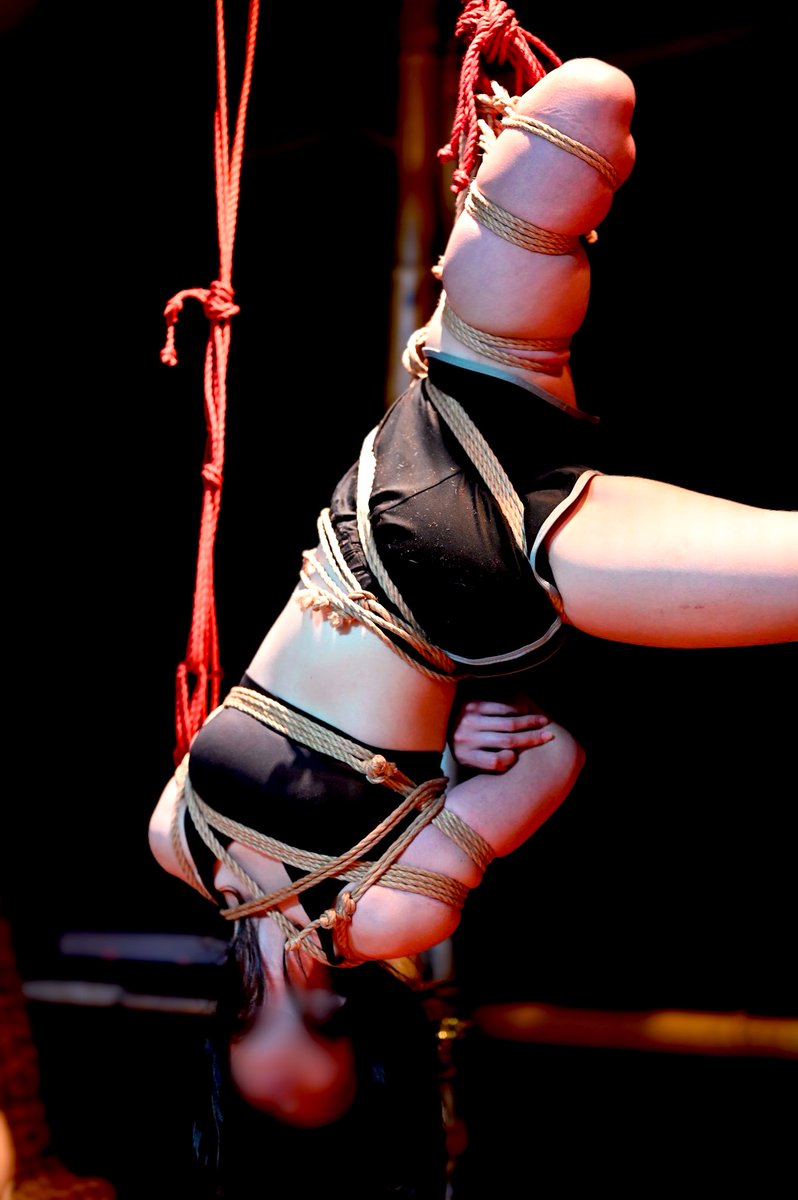 先日は初めて「仁志捌鬼と縄遊び」お伺いさせていただき楽しかった！

素敵に緊縛姿を撮っていただいて嬉しい💞
ありがとうございます！