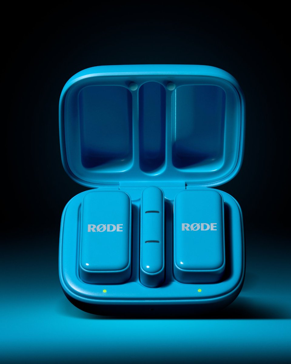 rodemics's tweet image. Meet the Wireless Micro in bold blue - one of three new limited-edition colourways. #wirelessmic
