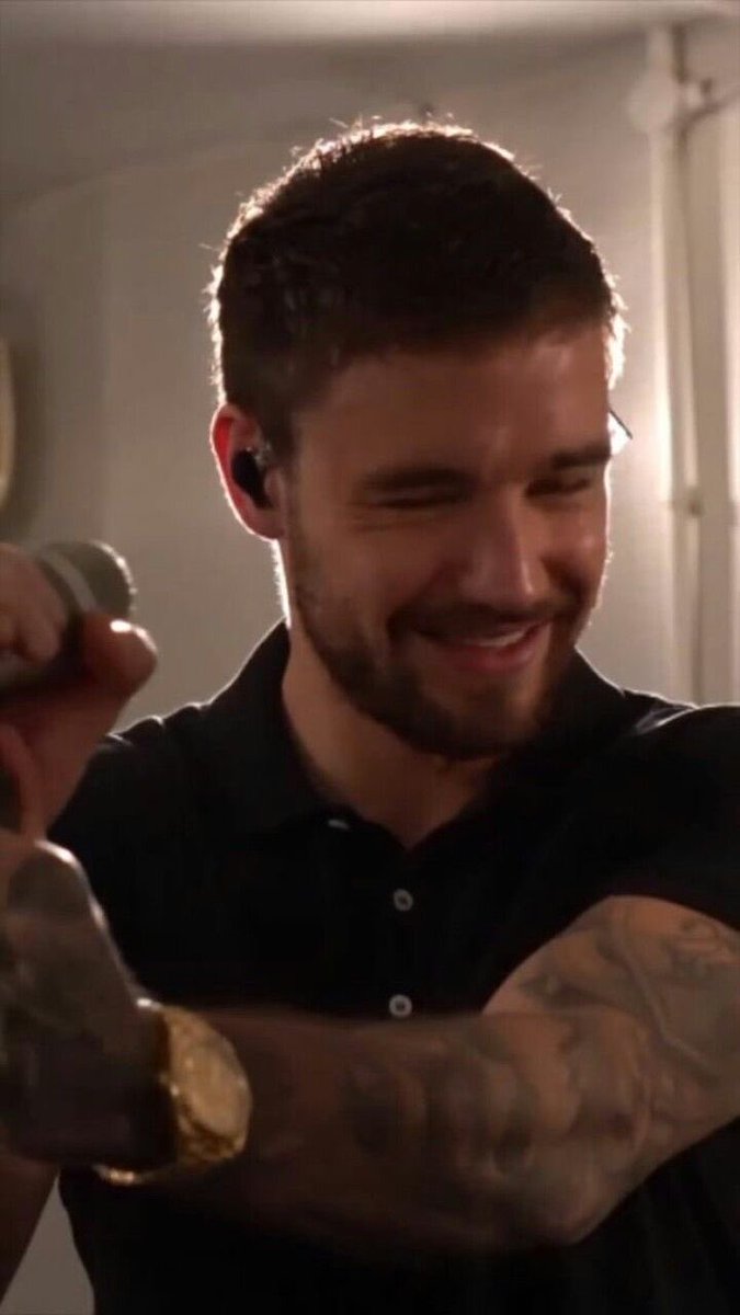 iam_mimi1D's tweet photo. Today is 52 weeks since Liam left us… the last Wednesday before the 16th. I can’t believe it’s almost a year, and I hate how heavy it feels. The closer it gets, the harder it hits, like we’re losing him all over again. I don’t even know how we’re supposed to get through it… 💔 https://t.co/A9o6HeXpyM