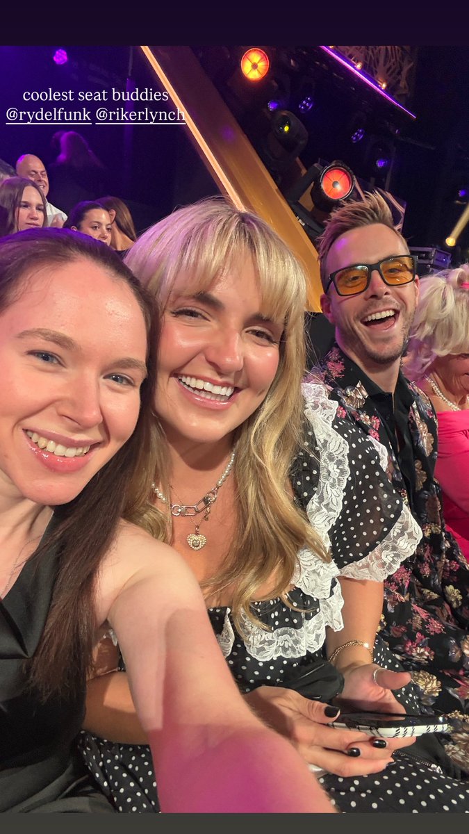 Jill Fine tweet media