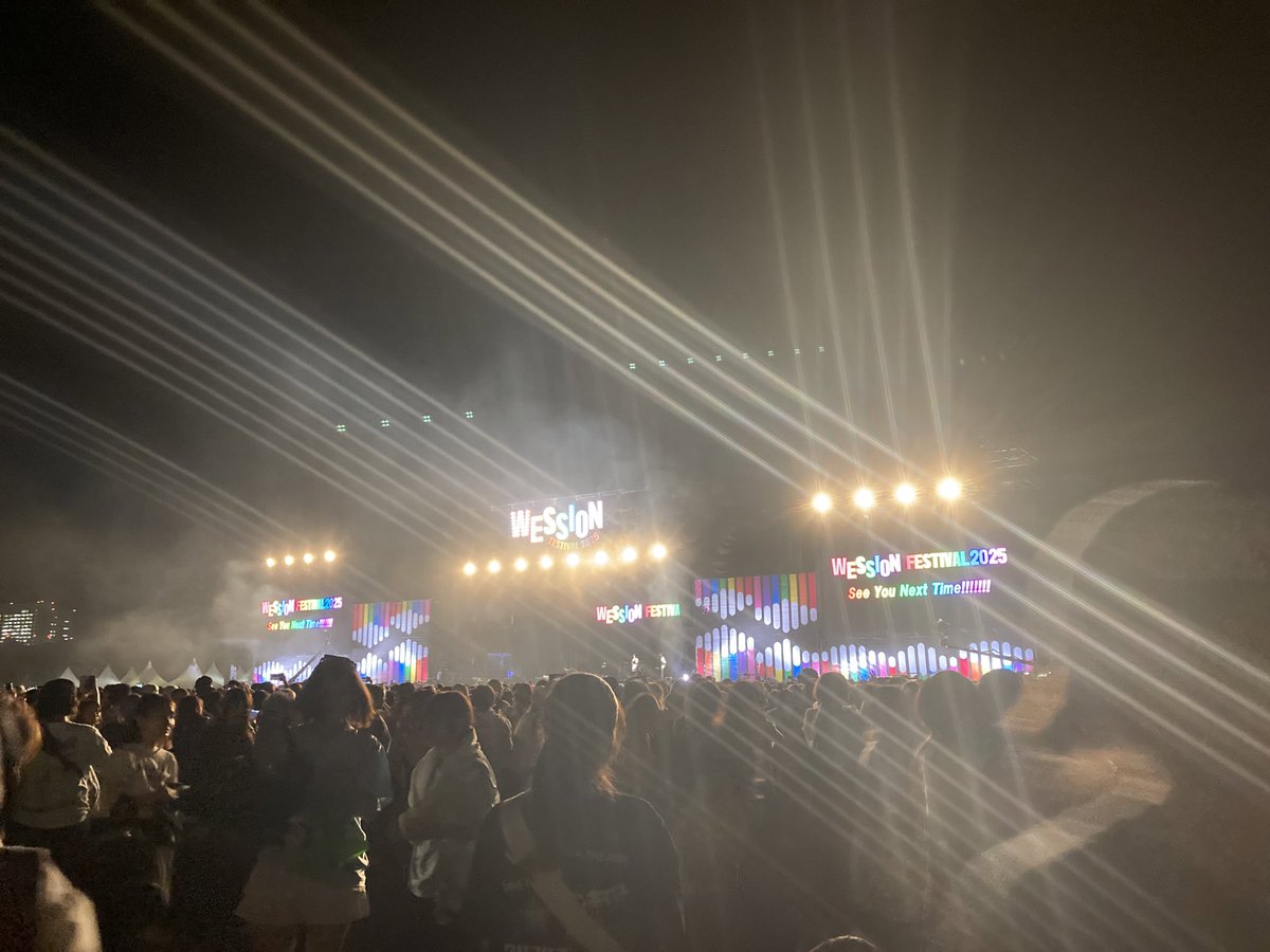 mkpro0701's tweet photo. Day2に参戦してきました！
本当に楽しかった〜！！

モンパチさんはとにかく楽しい！
知らない曲もあったけど粒さんが盛り上げ上手でしっかりノれた！
eilさんはお手洗い行って見れなかったけど😢、
最後のセッションはかっこよかったな〜！
トークとのギャップが💕

 #WESSIONフェス https://t.co/ZHesgrqufc
