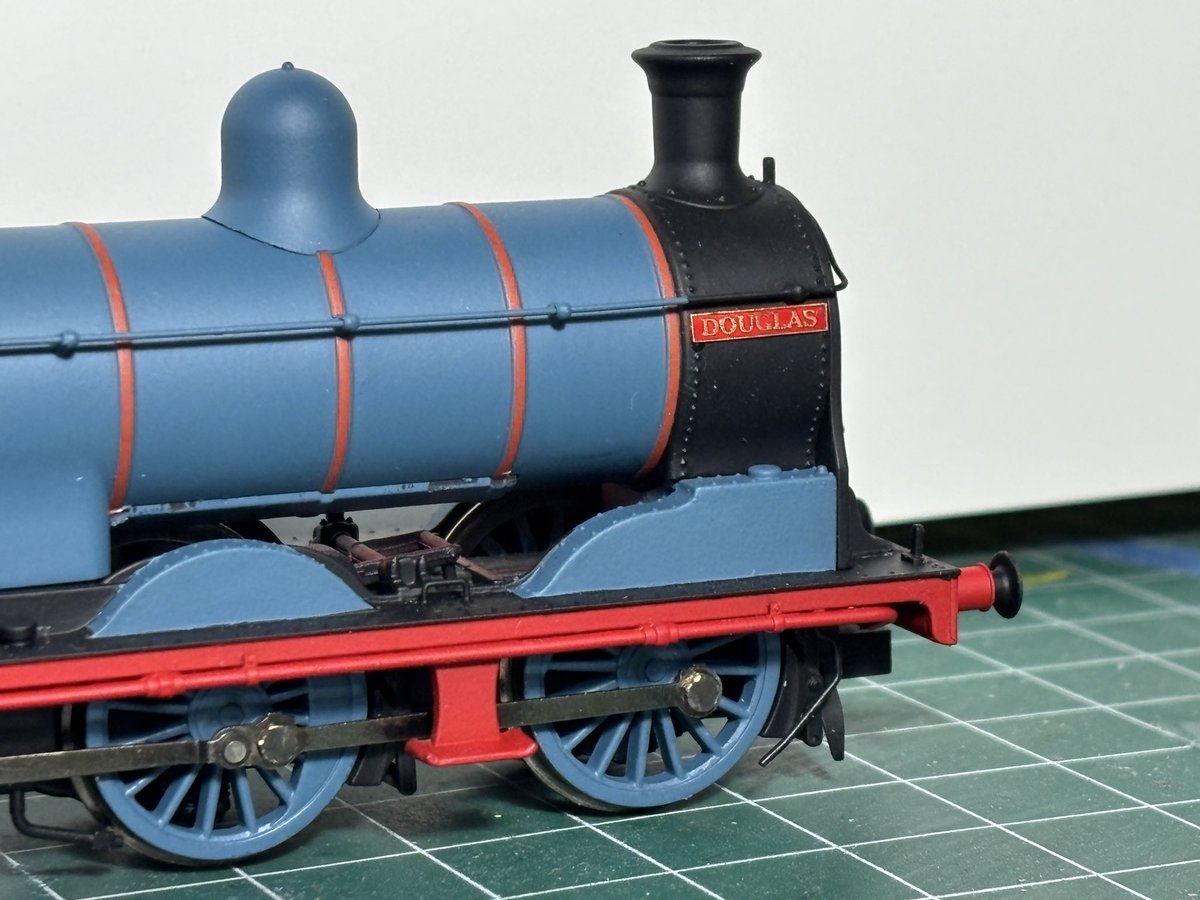 Wow, another of Arlo’s “shit”, “cheap” and “lazy” paint jobs, that are done entirely by airbrush and with decals. 

Not repainting the already black tender frame is cheating or something though I’m told by local experts…