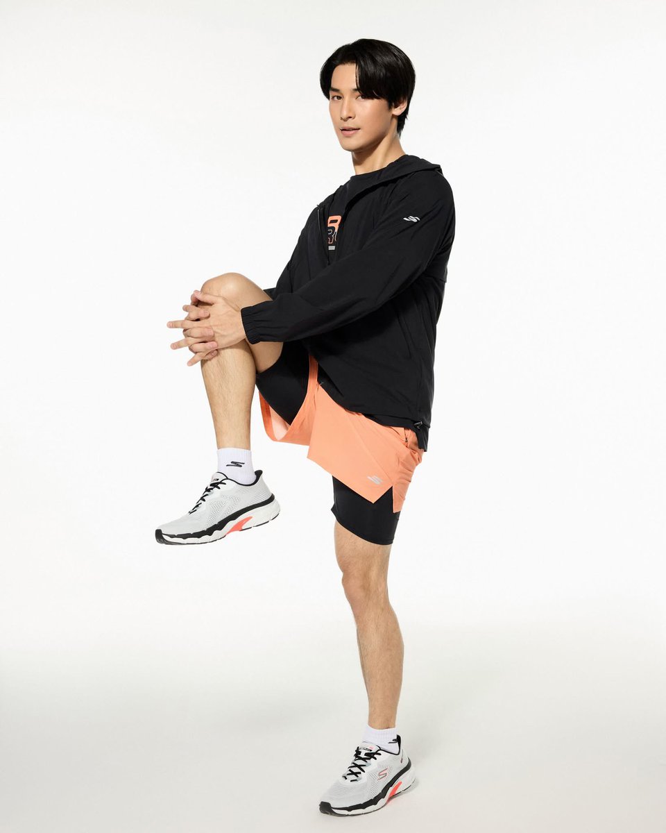 อาโป กับ Skechers GOrun Arch Fit 2.0

ซัพพอร์ตเต็มร้อย ปวดหลังยังไงก็สวมง่าย ไม่ต้องก้ม ถูกใจสุดๆ ทุกรุ่น!  

APO NATTAWIN BA SKECHERS 

<a href="/Nnattawin1/">Nnattawin</a> 
#ApoNattawin #SkechersxAPO #SkechersTH #Skechers #SkechersSlipins