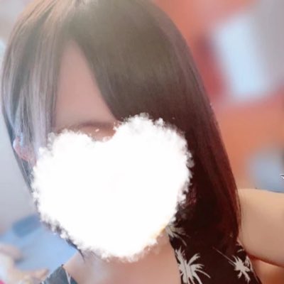 栞 tweet media