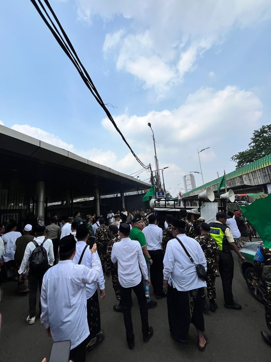 Gus Haddock tweet media