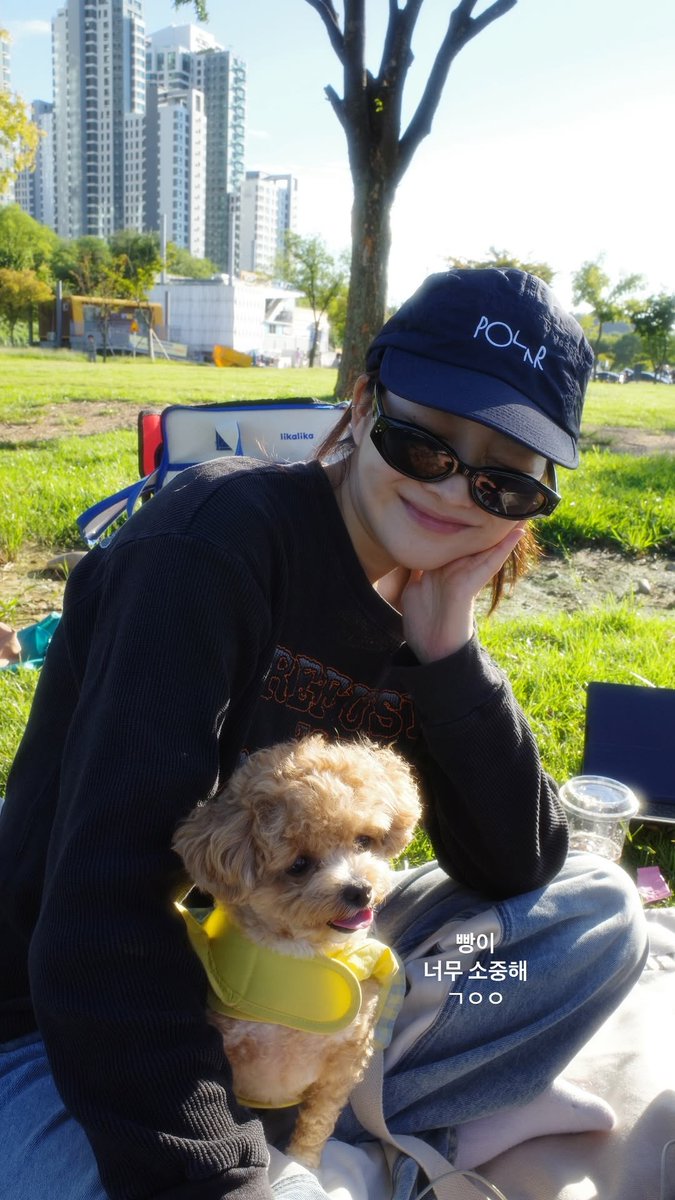 ⭐️RT 이벤트!⭐️
길하은 배우님의 기작을 기다리며 대학로 차기작이 뜰 경우 총 3분을 추첨하여!

⭐️1분 - 장보람 배우님 폴라로이드⭐️
⭐️2분 - 원하시는 카페 아이스 아메리카노 기프티콘⭐️

을 드립니다!
거래계, 알티계🙅‍♀️ 본계만!
트친한정🙅‍♀️ 연뮤덕🙆‍♀️

함께 대학로 기작을 기다려주세요!