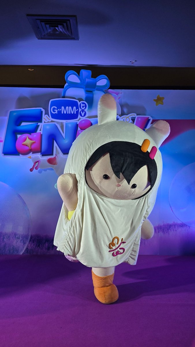 any_GMMTV's tweet image. วันสุดท้ายแย้ว มาหาเอนี่กันเย้อๆน้าคั้บ
#GMMTVFANIVAL
#ANY