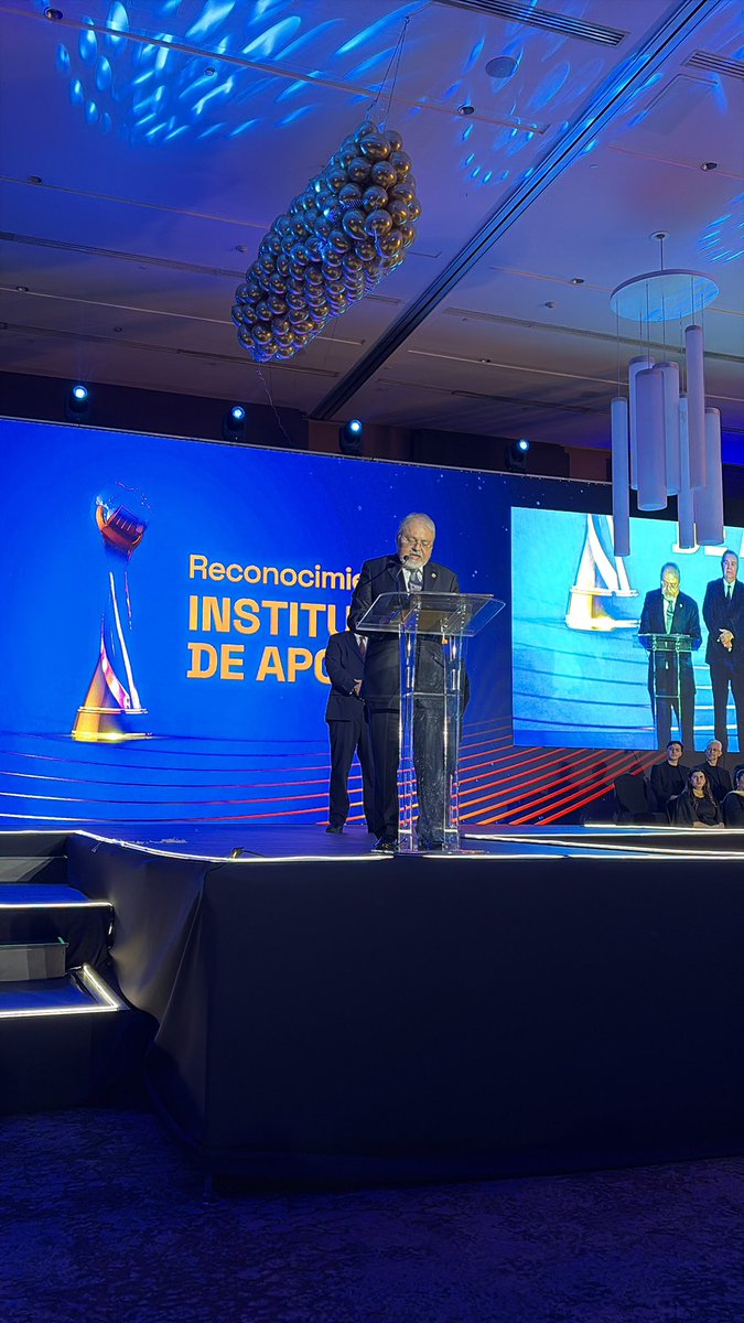 #galardon2025 institución de apoyo del año Banguat, sin duda un ente técnico y un baluarte de la autonomía bancaria y económica.