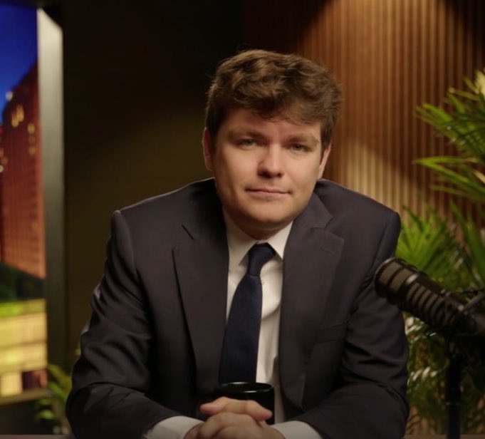 remarks's tweet image. JUST IN: 🇺🇸 Spotify bans Nick Fuentes podcast after it hits #1 on the charts just days after being allowed on the platform.