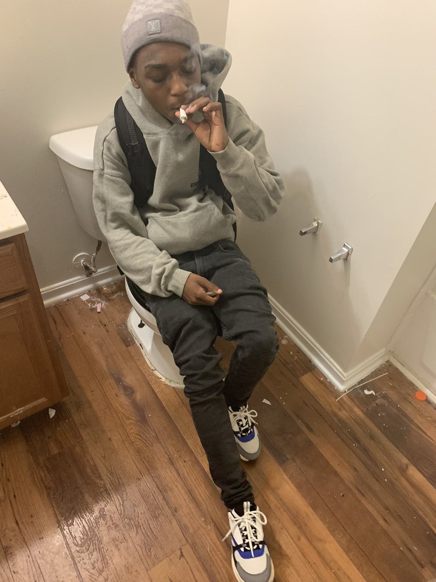 1lilj5_'s tweet photo. I’m on dude nem ass till I check out💯💯#lldrizz🫶🏾🫶🏾 https://t.co/5oJKOQgsNy