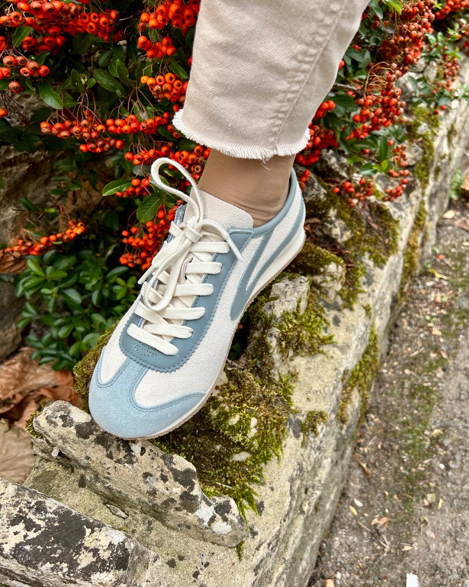 NormanWalshUK's tweet photo. Thank you @olgajohnson9332 for beautifully showcasing our Sonnet collection. ✨
Inspired by poetry. Designed for modern elegance.
#NormanWalsh #SonnetCollection #HeritageStyle #OOTD #SlowFashion #StyleWithSoul https://t.co/wlCbcbEZoe