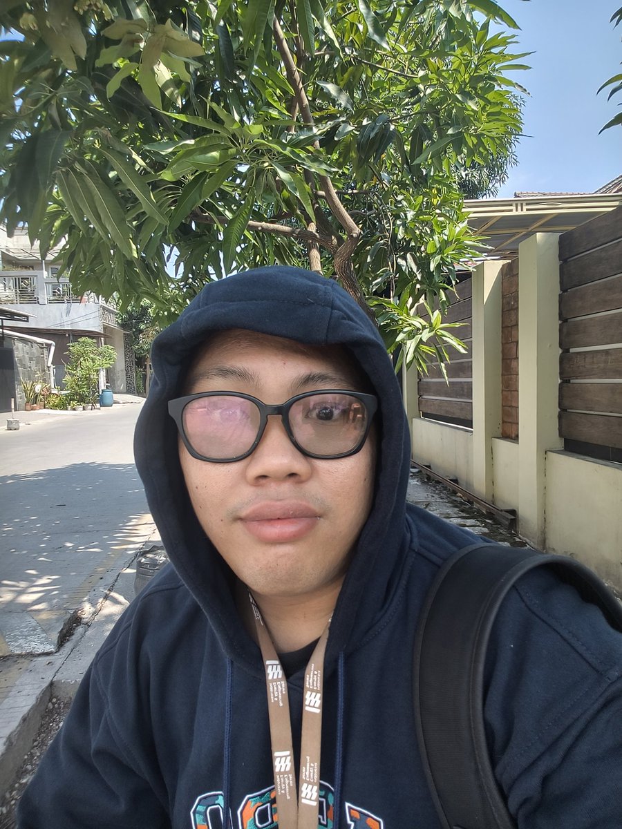 ibojuang's tweet photo. 1997, and you? https://t.co/sgybdnqVl3